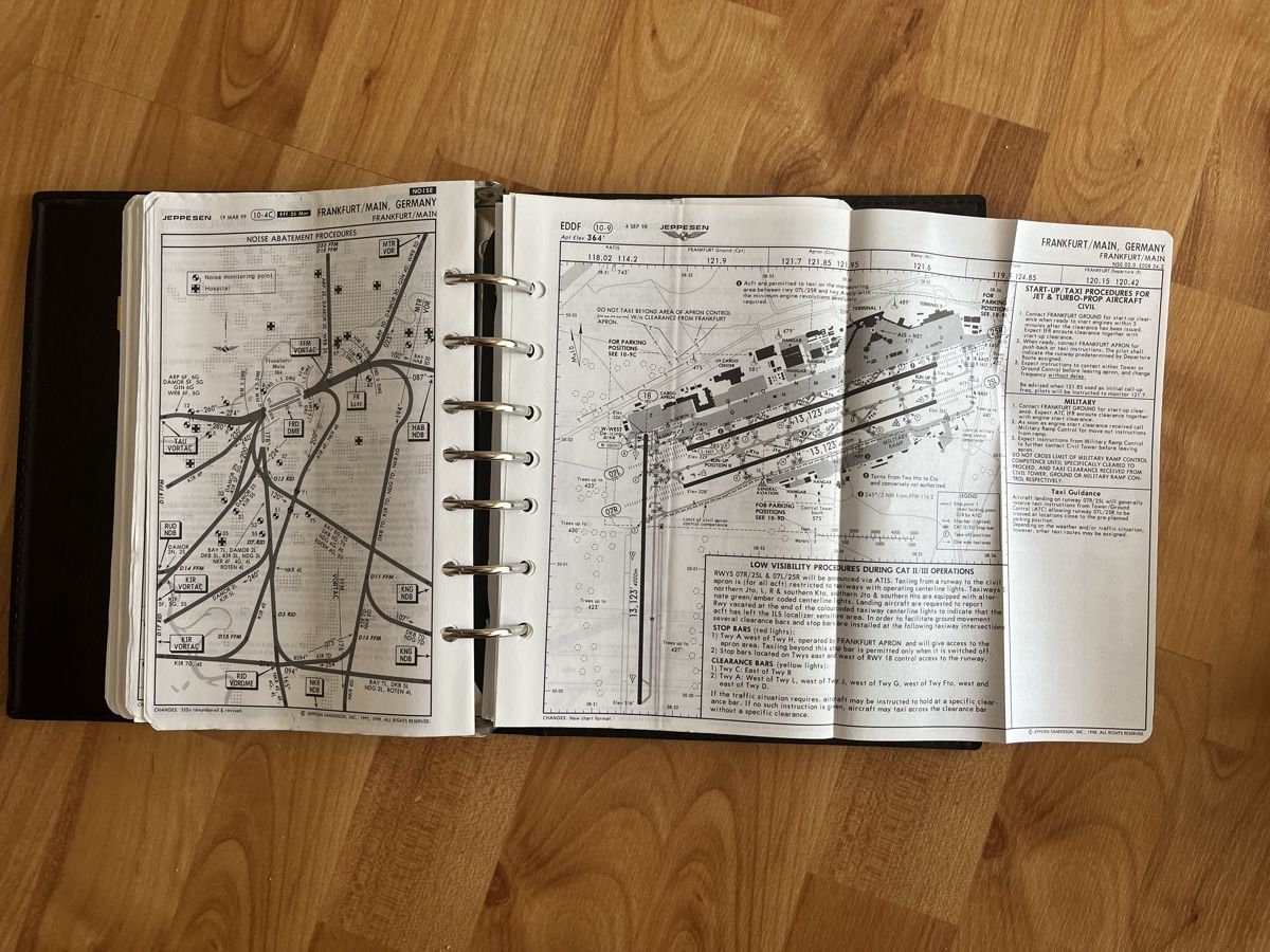 Livres: Komplettes Set Jeppesen Flugkarten – D'occasion à Arbon par luk_h2cc 3