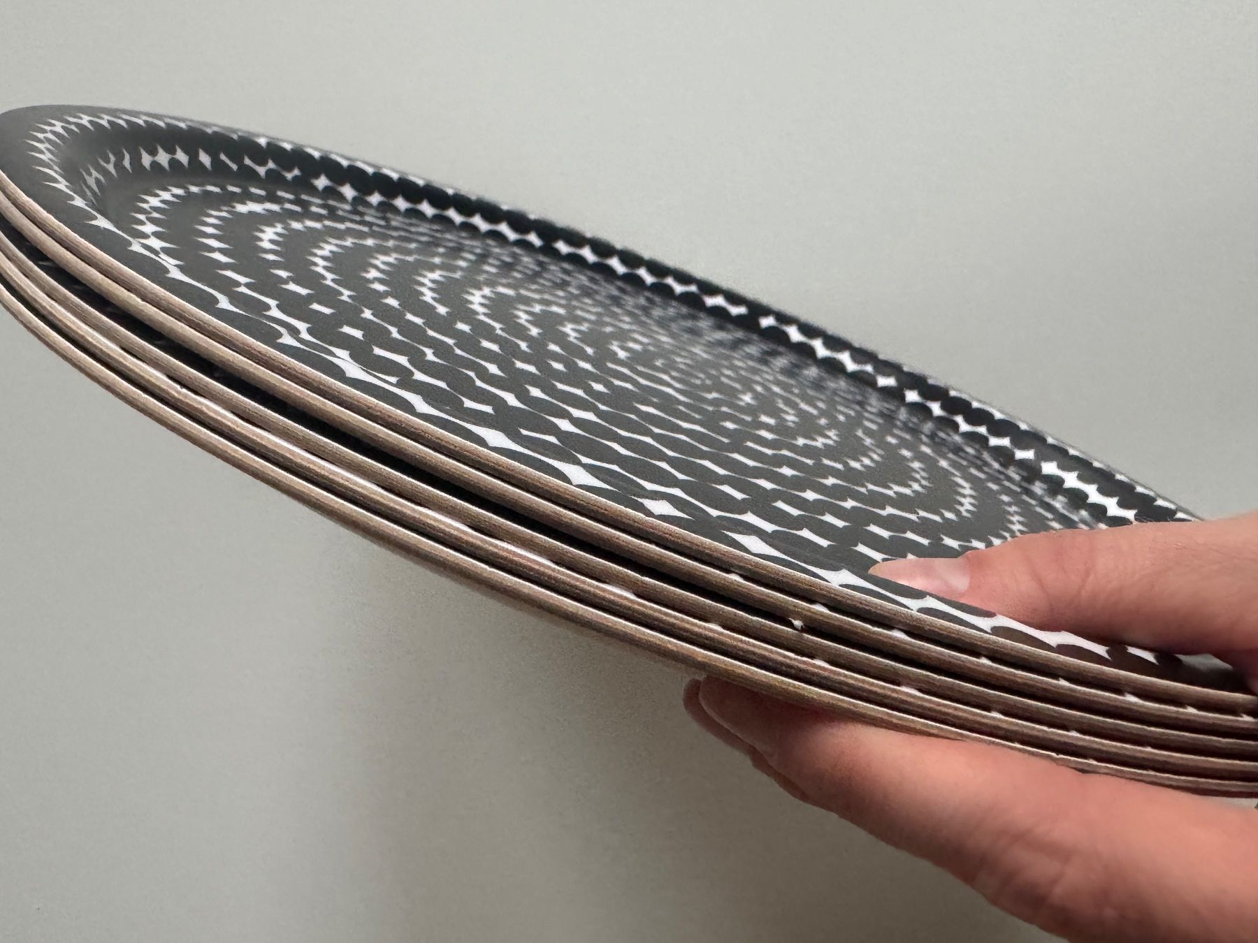Marimekko Piatti di portata: MARIMEKKO - Räsymatto Tablett  31 cm NEU – Nuovo e nell'imballaggio originale da St Gallen venduto da fabienmarmy 2