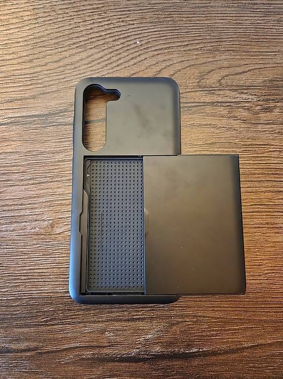 Covers & Schutzfolien: Samsung S23 Handyhülle. – Gebraucht aus Tschingel von Olivia.S