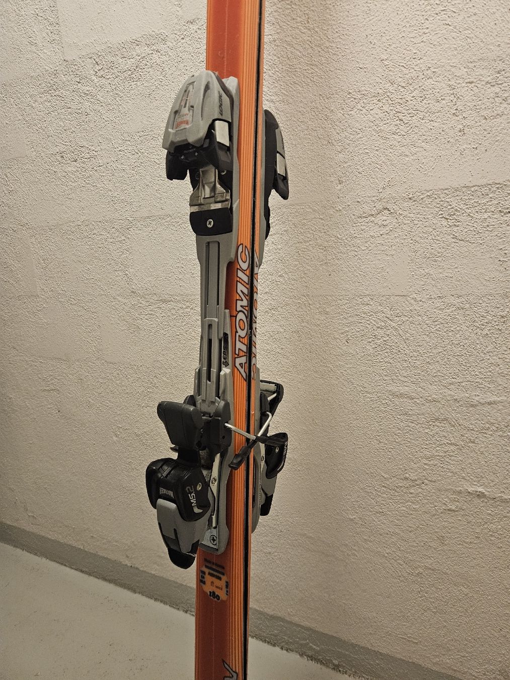 Atomic Sci: Atomic Ski 180 cm inkl. Bindung – gebraucht – Usato da Wetzikon ZH venduto da Fordajm 5