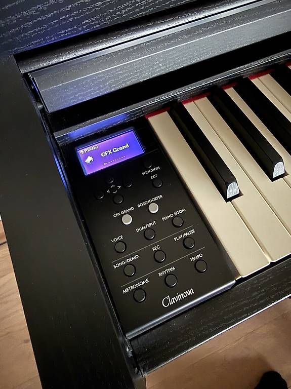 Yamaha Strumenti musicali: Piano numérique Yamaha Clavinova CLP-735B – Usato da Vérossaz venduto da ElBikito 2