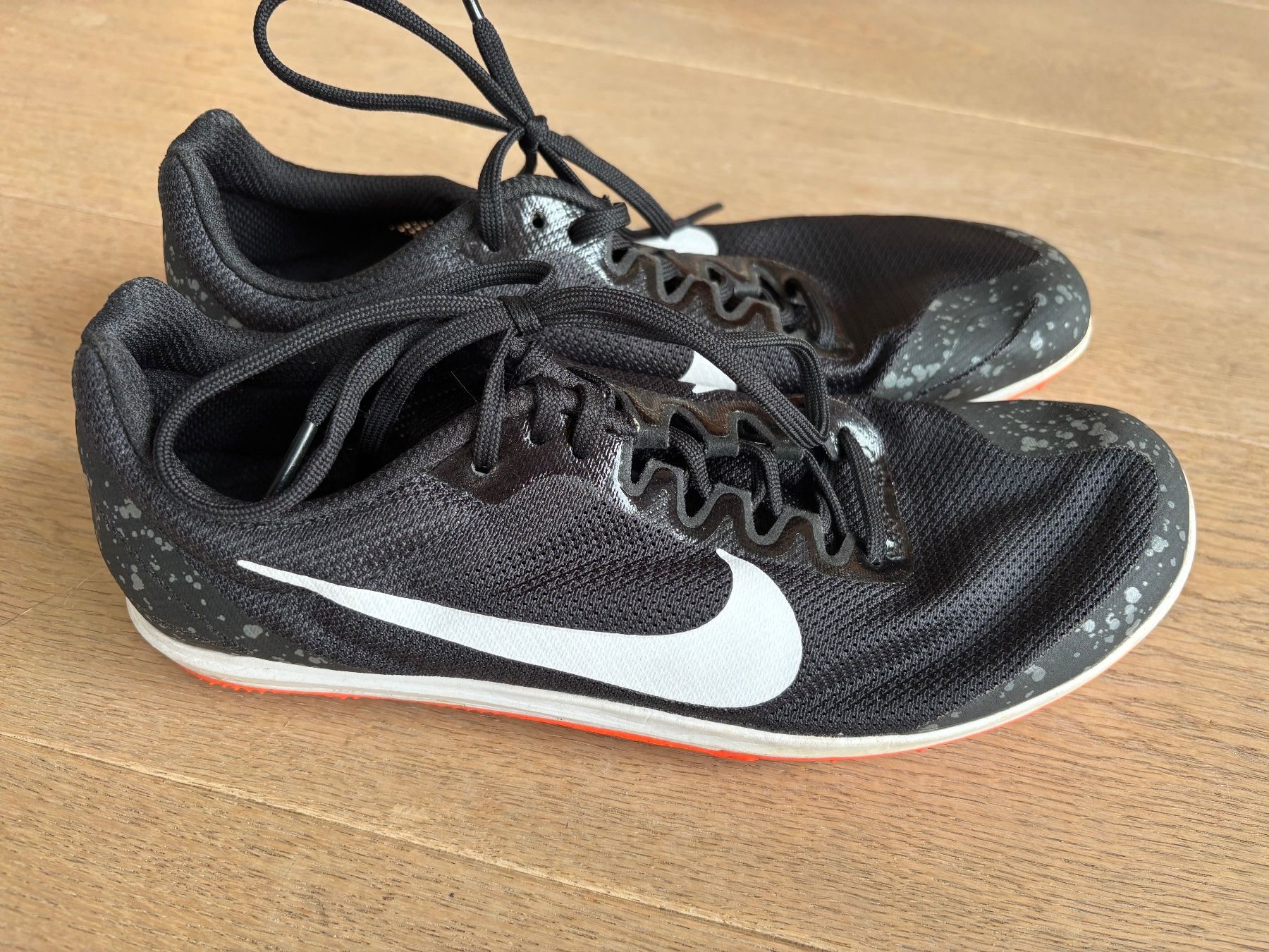 Nike Scarpe da uomo: Nike Spikes Distance – Usato da Urdorf venduto da Netbet