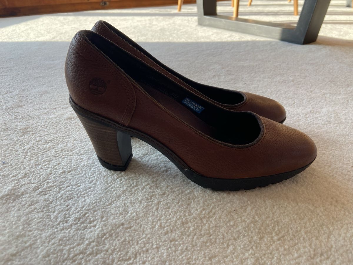 Scarpe da donna: Damenschuhe Leder braun Grösse 39 – Usato da Zollikon venduto da yar_2d52 2