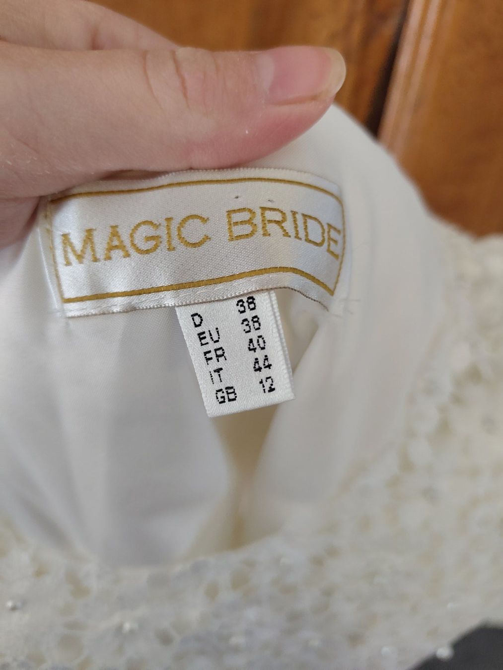 Vestiti: Hochzeitskleid knielang – Usato da Steinen venduto da aislynn 3