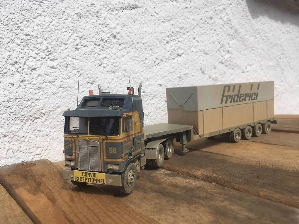 Modellbausätze & Standmodelle: KENWORTH K100 Friderici 1:50 – Gebraucht aus Lessoc von beletteman