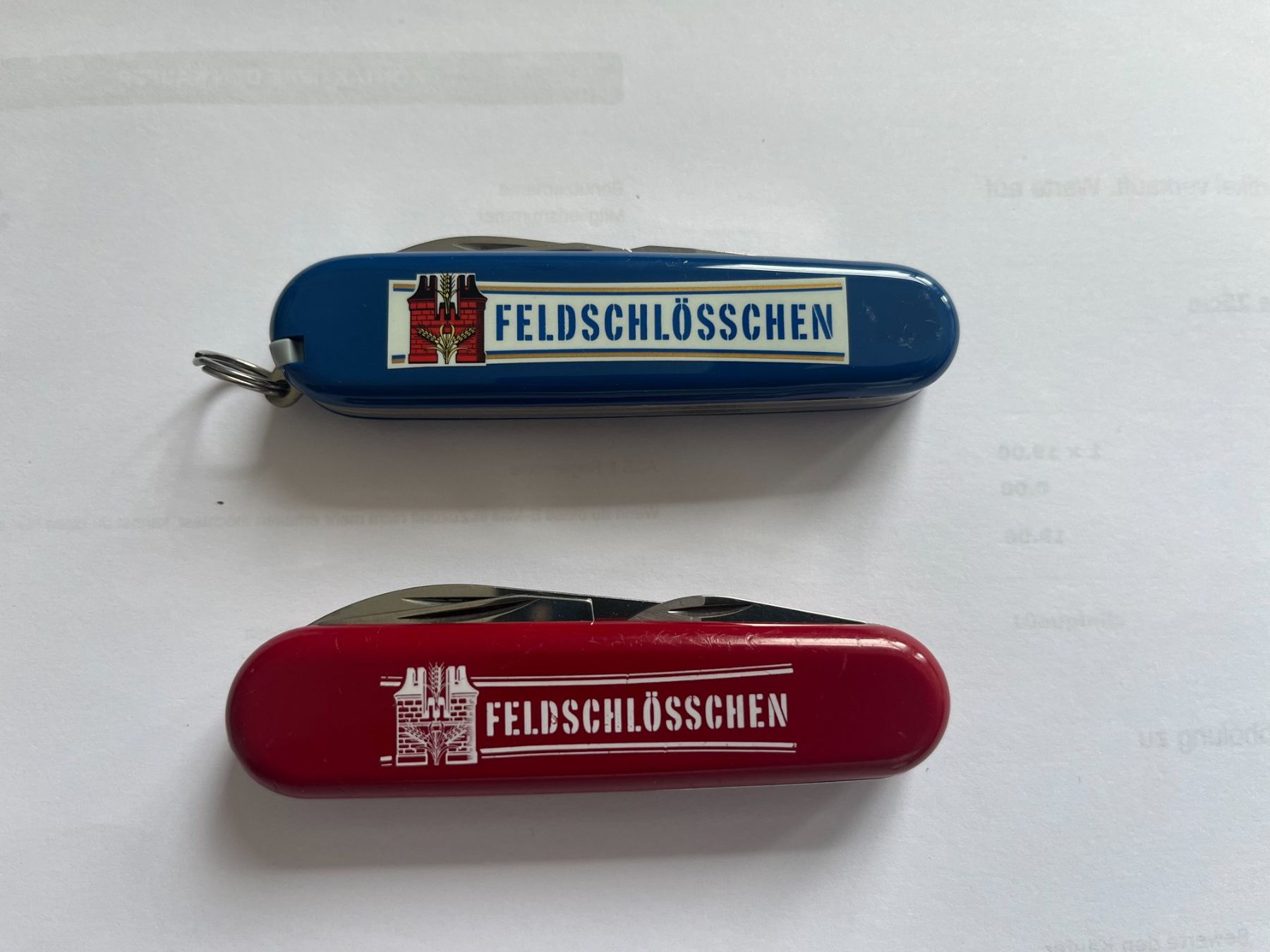 Victorinox Coltelli tascabile: 2x Taschenmesser Feldschlösschen – Nuovo (secondo la descrizione) da Dintikon venduto da Redgar58