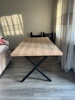 Table de salle à manger design, état neuf 180x90