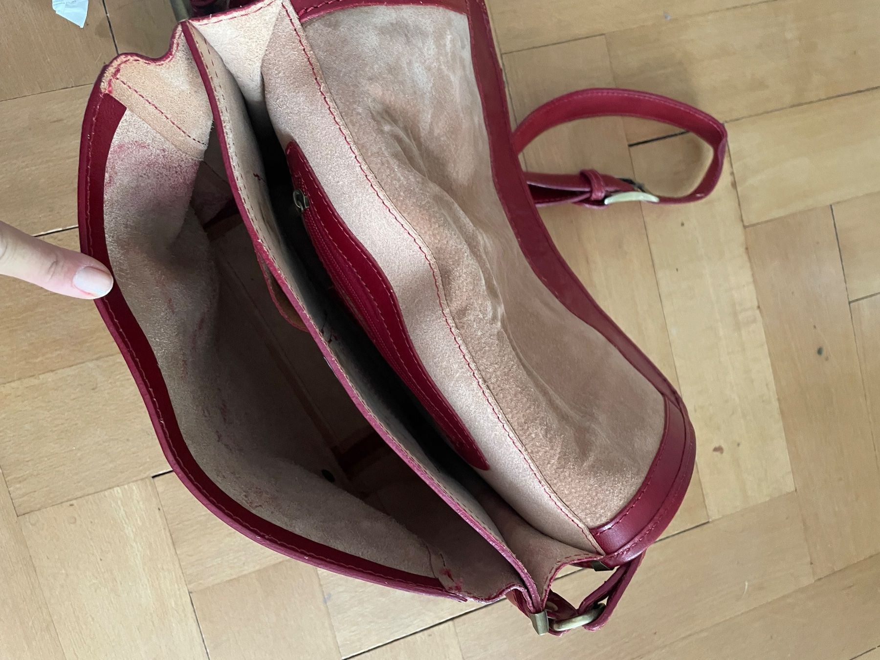 Taschen: Rote Ledertasche – Gebraucht aus Arbon von Meret2 2