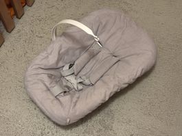Stokke Tripp Trapp Newborn Set Babyschale Stuhl Hochstuhl