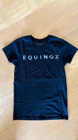 Equinox gym black t-shirt size S