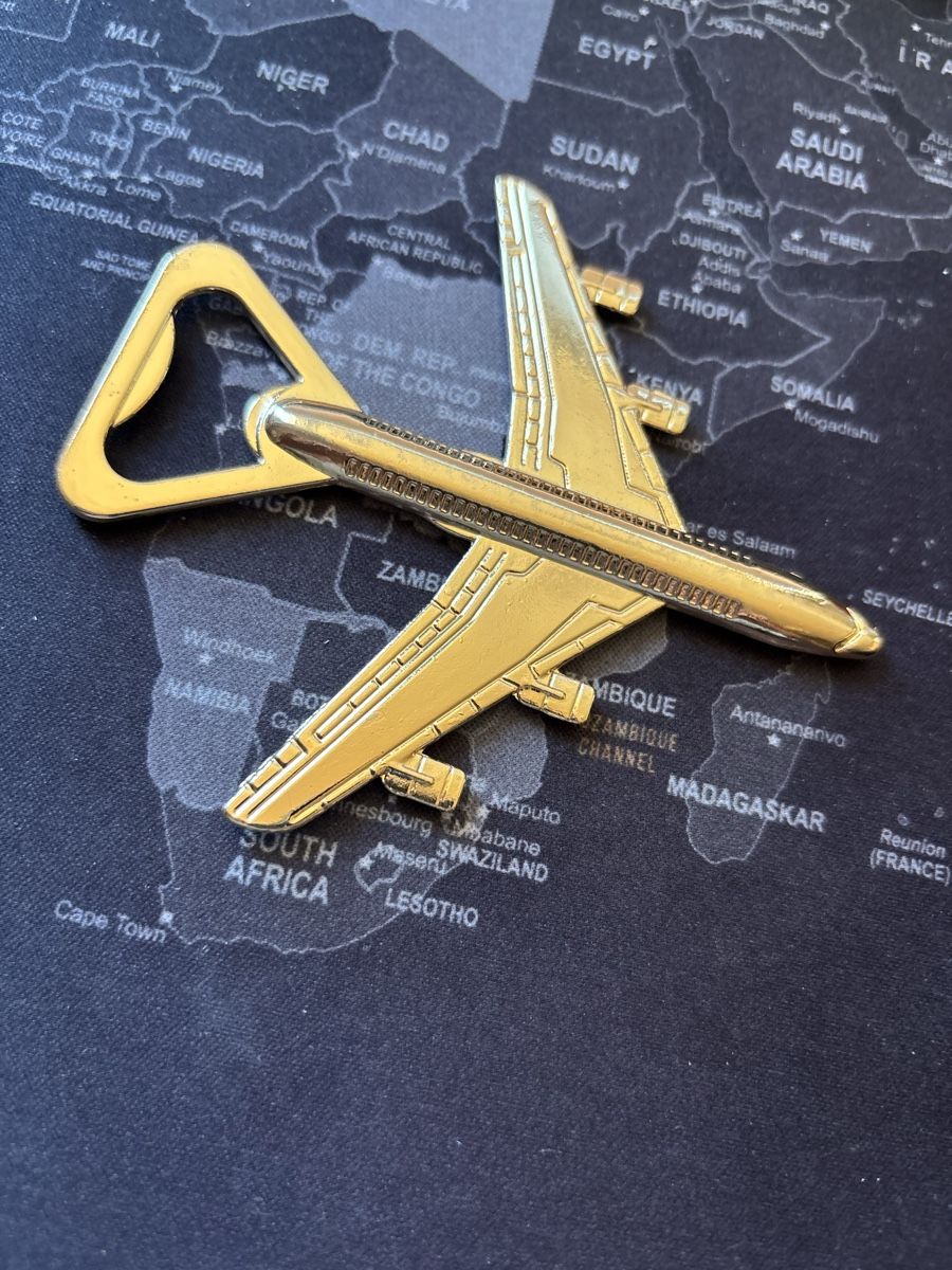 Alle Dekorationen: Flaschenöffner Flugzeug goldfarben neu – Neu (gemäss Beschreibung) aus Nottwil von jon_wg27 1