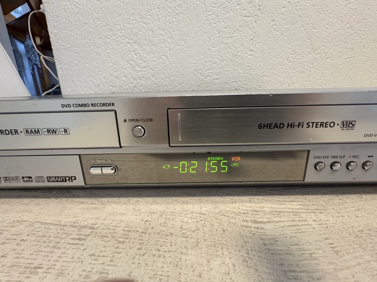 Samsung Registratori: Samsung DVD-VR300E vhs dvd recorder – Usato da Zunzgen venduto da milesdavis76 3