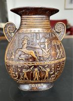 Alte ägyptische schmale Vase