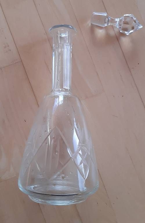 Caraffe: Antike Glaskaraffe mit Stöpsel – Usato da Schaan venduto da jud_59jg 4