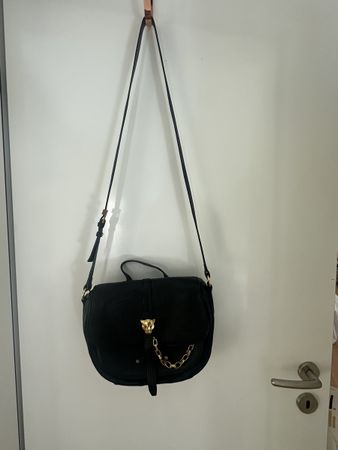 Schwarze Crossbody Bag aus Leder von Marc Cain