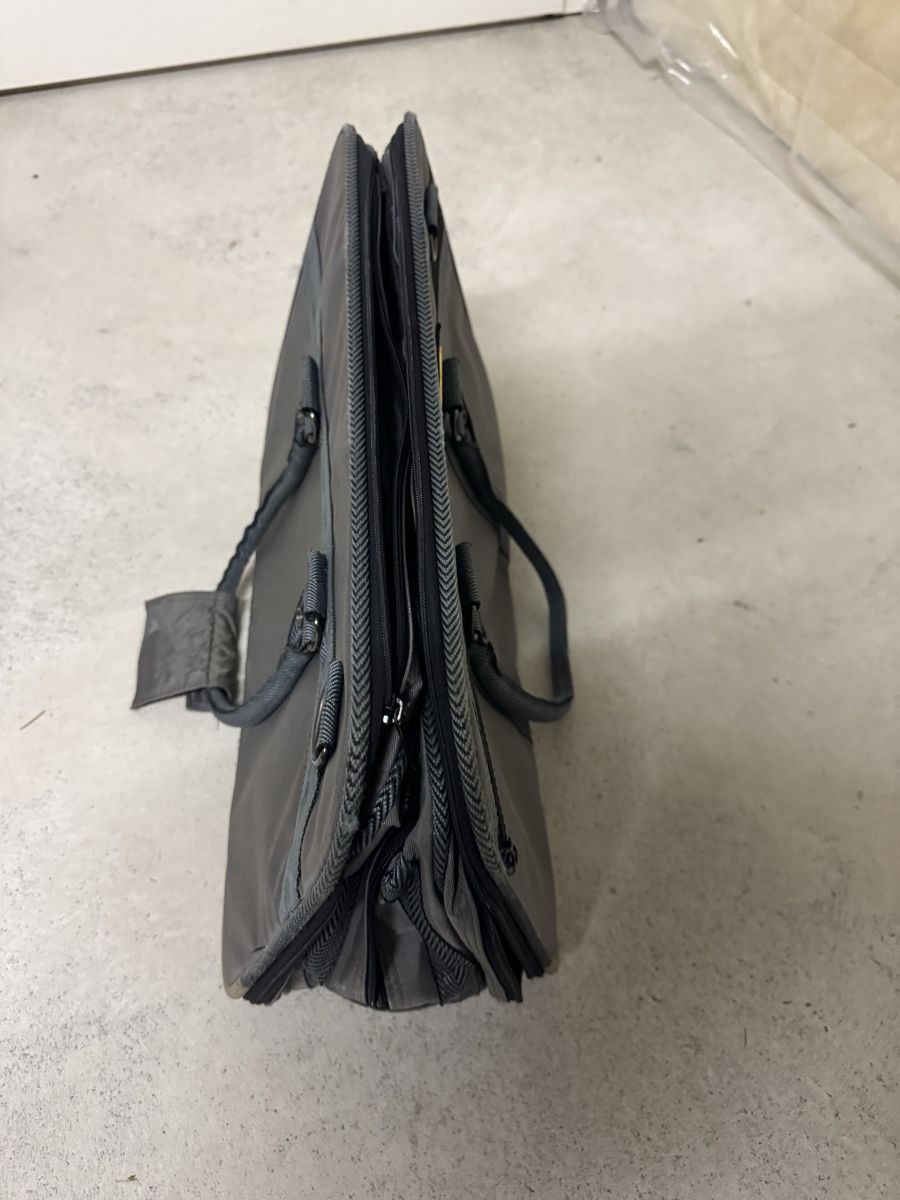 Valigie & Borse: Tasche – Nuovo (secondo la descrizione) da Winterthur venduto da Kevin.Prandini 1