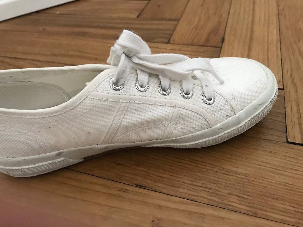 Scarpe da donna: SUPERGA Schuhe weiß 38/38,5  – Usato da Basel venduto da Princeton-seller 2
