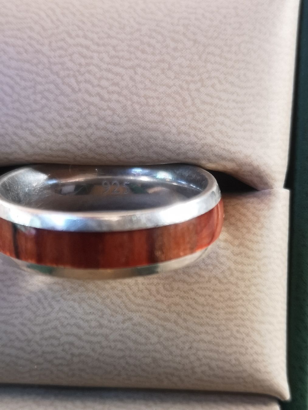 Anelli: Unique Wood & Metal Ring – Usato da Rolle venduto da Groovytrain 2
