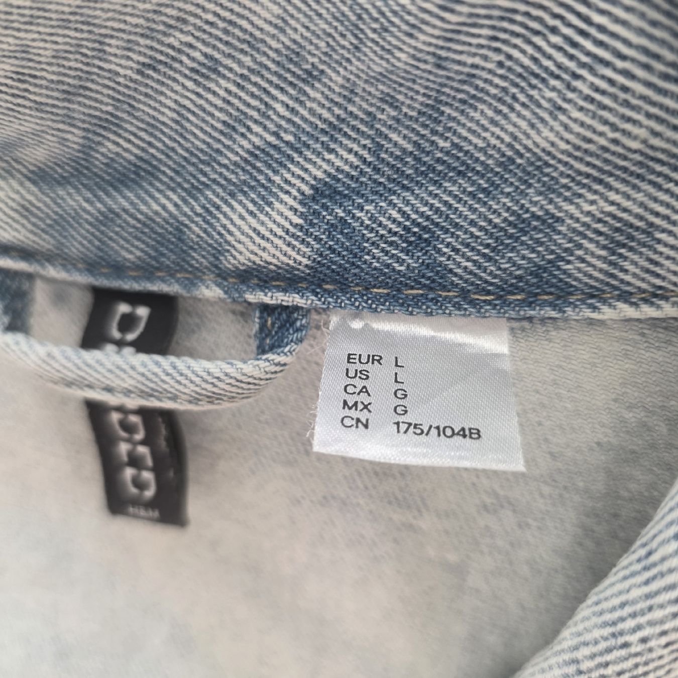 H&M Vestes: Jeansjacke H&M Grösse L hellblau Cropped Used – Neuf (Voir description) à Rheinsulz par Gilea 4
