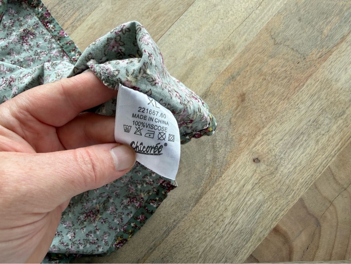 Vestiti: Luftiges Blumenkleid grün, GR. XL – Usato da Eggenwil venduto da Lissi82 3