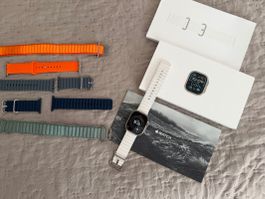 Apple Watch Ultra 2 mit 6 Armbändern guter Zustand