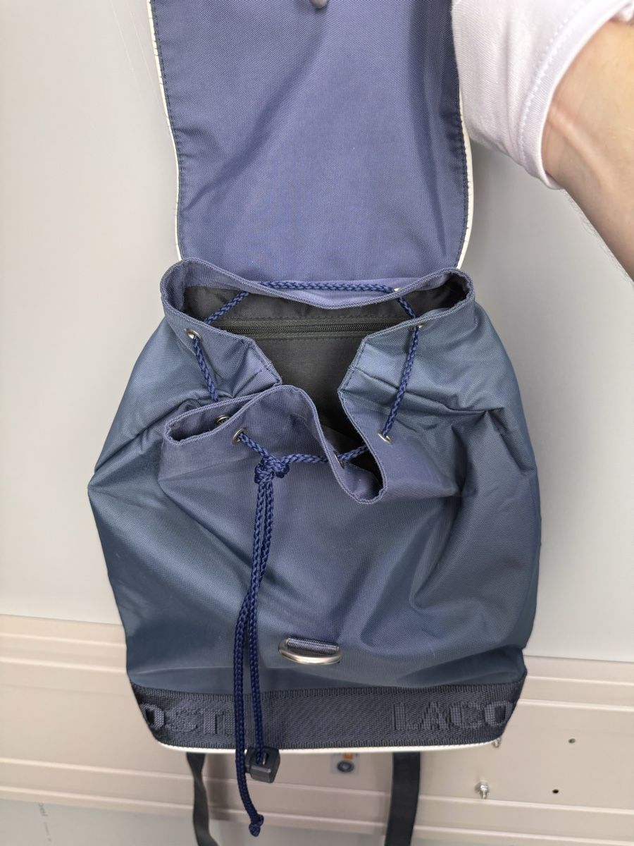 Lacoste Rucksäcke: Vintage Lacoste Backpack – Gebraucht aus Lausanne von Unehistoiredesapes 3