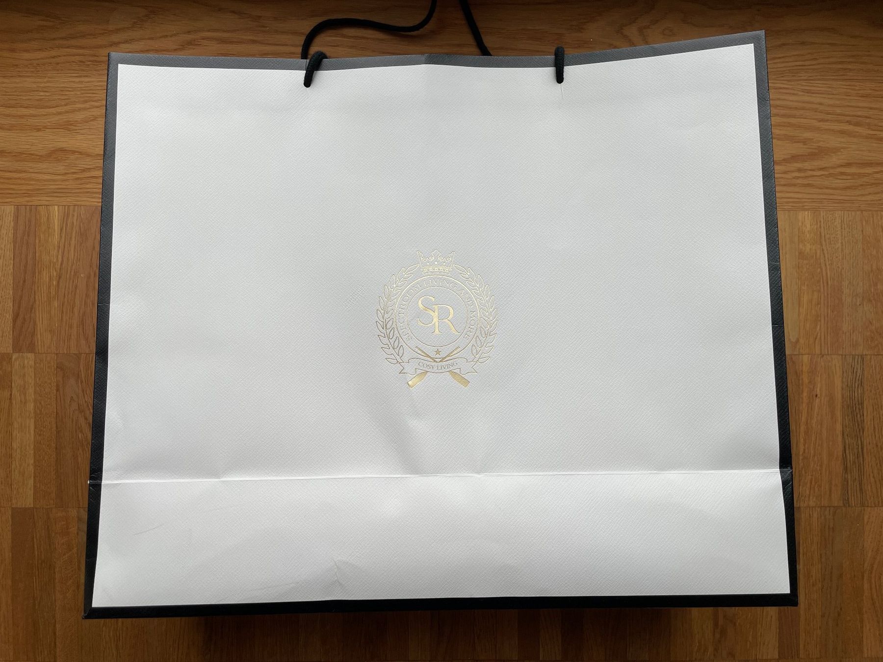 Kissen: Kunstfell Kissen 45x45cm – Neu und originalverpackt aus Zürich von Linomartins