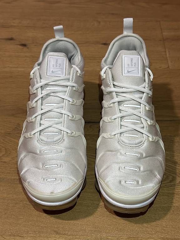 Scarpe da uomo: NIKE VAPORMAX PLUS WEISS – Usato da Veltheim AG venduto da timon19 2