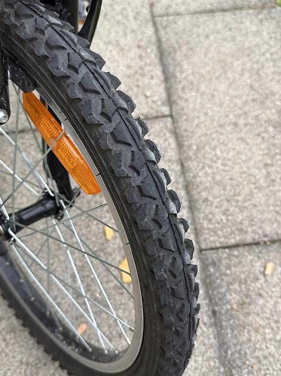 Velos: Leopard Fahrrad – Gebraucht aus Pfaffhausen von Isola3 3