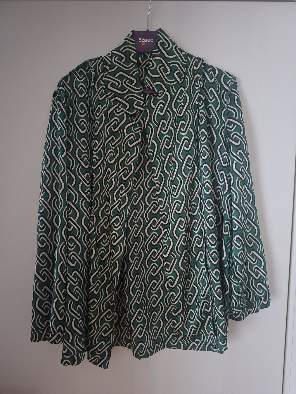 Blusen: Retro Bluse – Gebraucht aus Kaiseraugst von kar_cx62