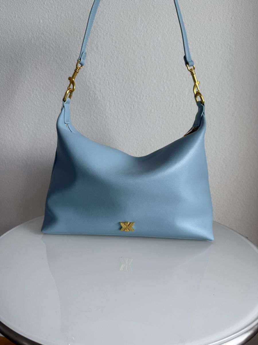 Sandro Borse da donna: Sac en cuir bleu de CASSANDRE PARIS – Usato da Cressier FR venduto da Kvito4ka 1