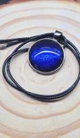 Halskette mit Cabochon Anhänger dunkelblau Neu