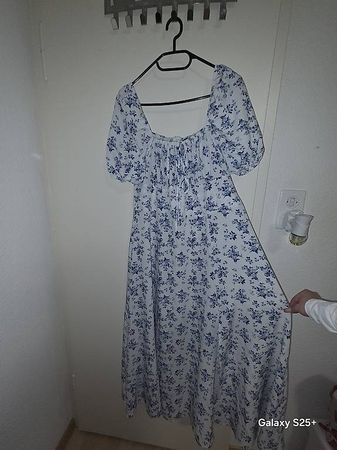 Sommerkleid mit Blumen