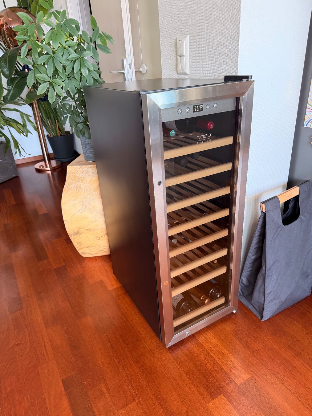 Kühlschrank: Cave à vin Caso Design 24 bouteilles – Gebraucht aus Lausanne von Adrian.stefan 1