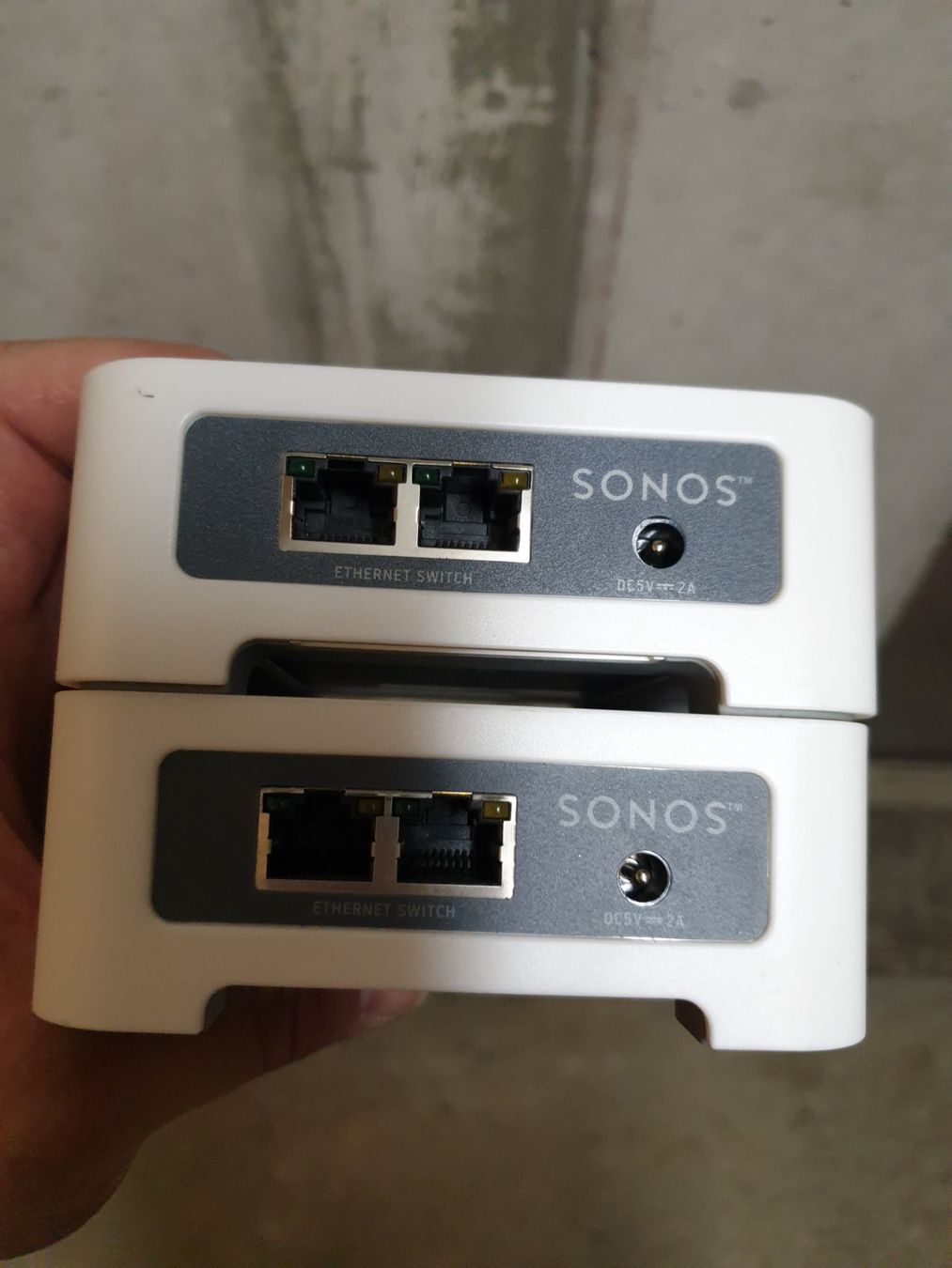 Sonos Lettore multimediale & Streamer: 2 x Sonos Bridge - ideal für Sonos-System – Usato da Ittigen venduto da Ziok187 1