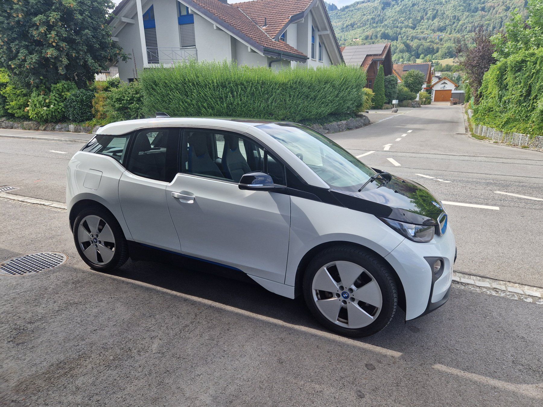 BMW Automobili: BMW i3, Bj. 11.2016, 83000km – Usato da Balgach venduto da Ziellinie 1