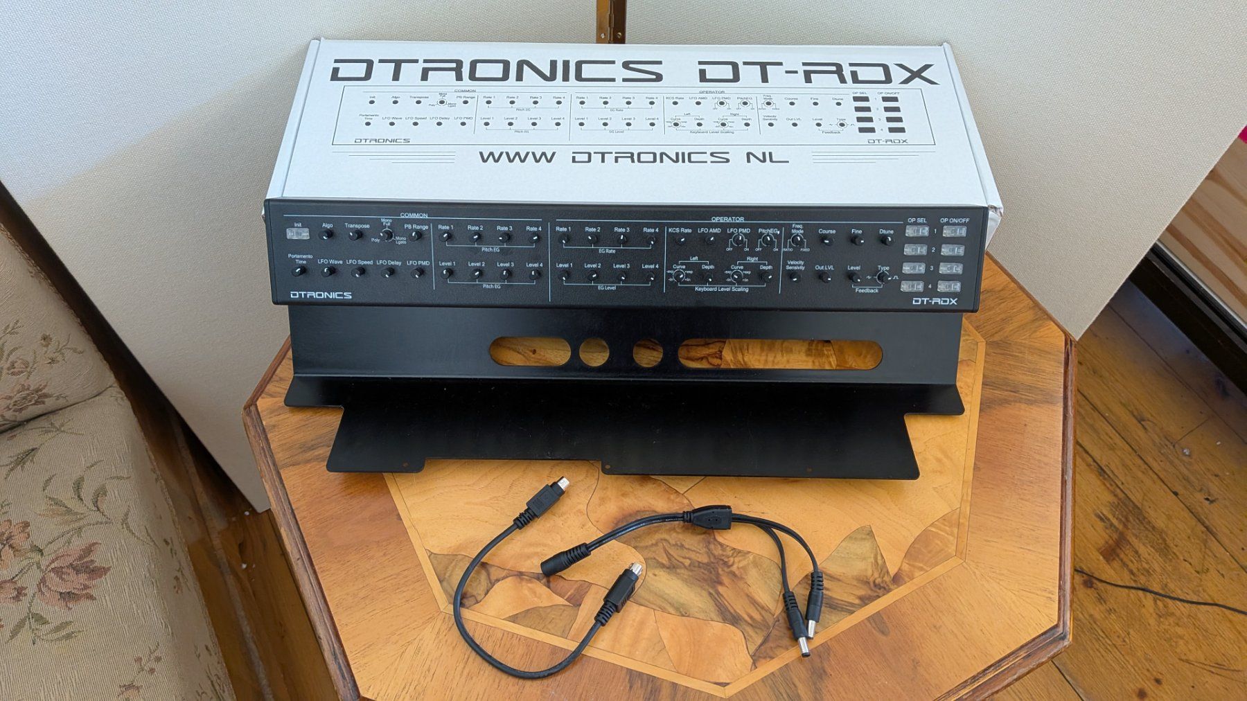 Musikinstrumente: Dtronics DT RDX - Controller for Yamaha Reface DX – Neu (gemäss Beschreibung) aus Monthey von bergstrand79
