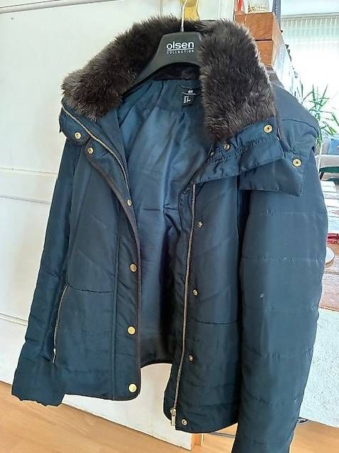 Giacche: Winterjacke – Usato da Muri b. Bern venduto da Simba53