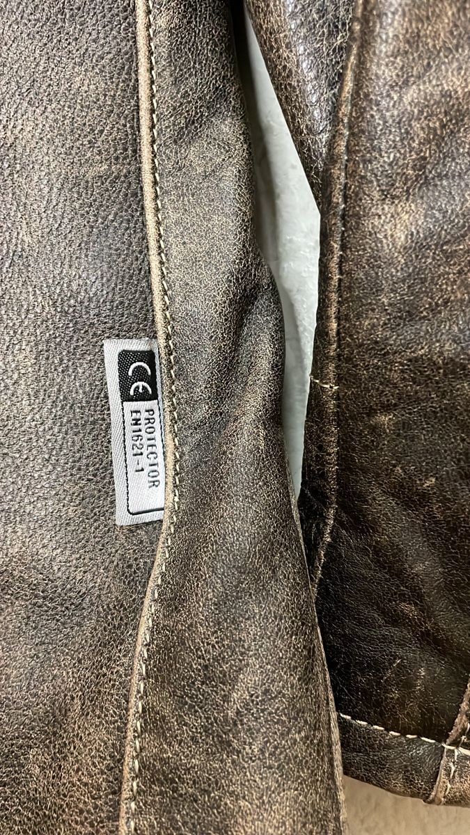 Giacche: Damen Lederjacke RICHA Grösse 36 gebraucht – Usato da Herisau venduto da Camelia01 2