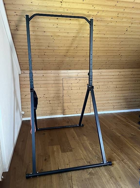 Vélos d'appartement: Klimmzugstange – D'occasion à Langenthal par Studer