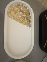 Ovales Tablet mit Golden Rand Hadarbeiten