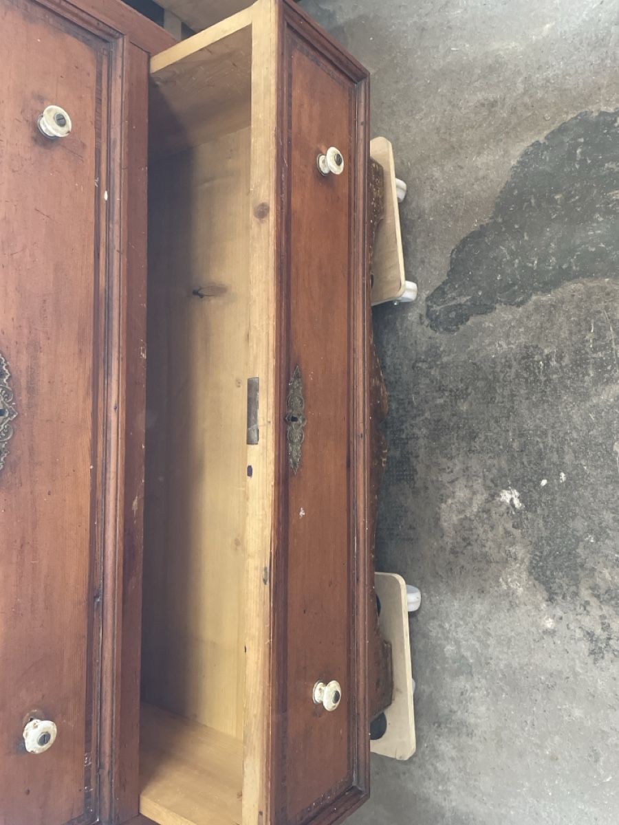Commodes: Kommode Tanne alt – D'occasion à Almens par bsundrix 8
