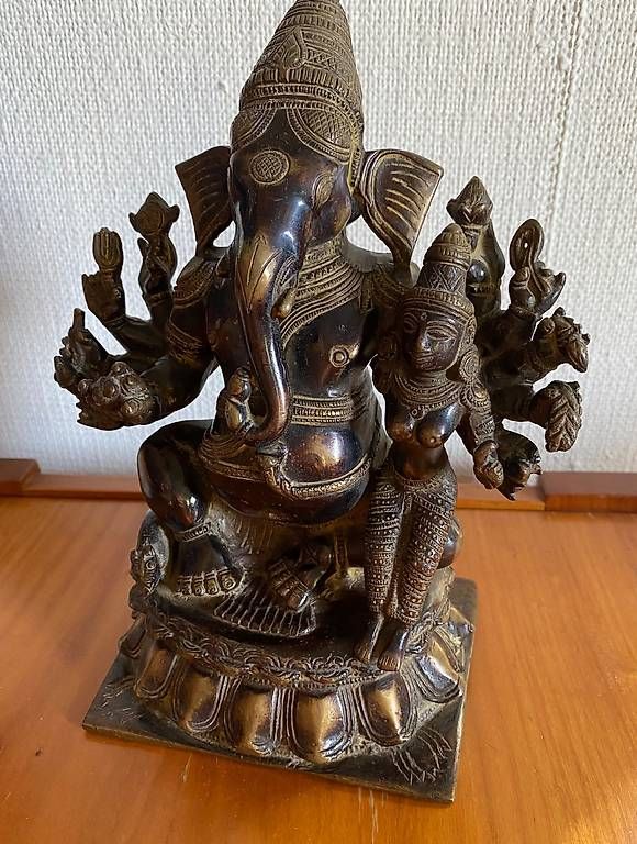 Sculture & Statue: Ganesha Statue – Usato da Wald ZH venduto da iml_5pqn 1