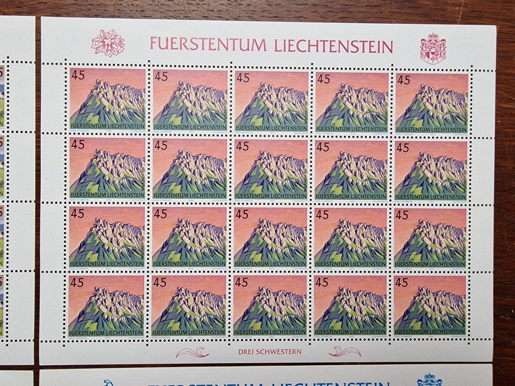 Tutti i francobolli: FL 1990 Serie Bogen "Berge -II" postfrisch – Nuovo (secondo la descrizione) da Aesch LU venduto da briefmarken.uray 2