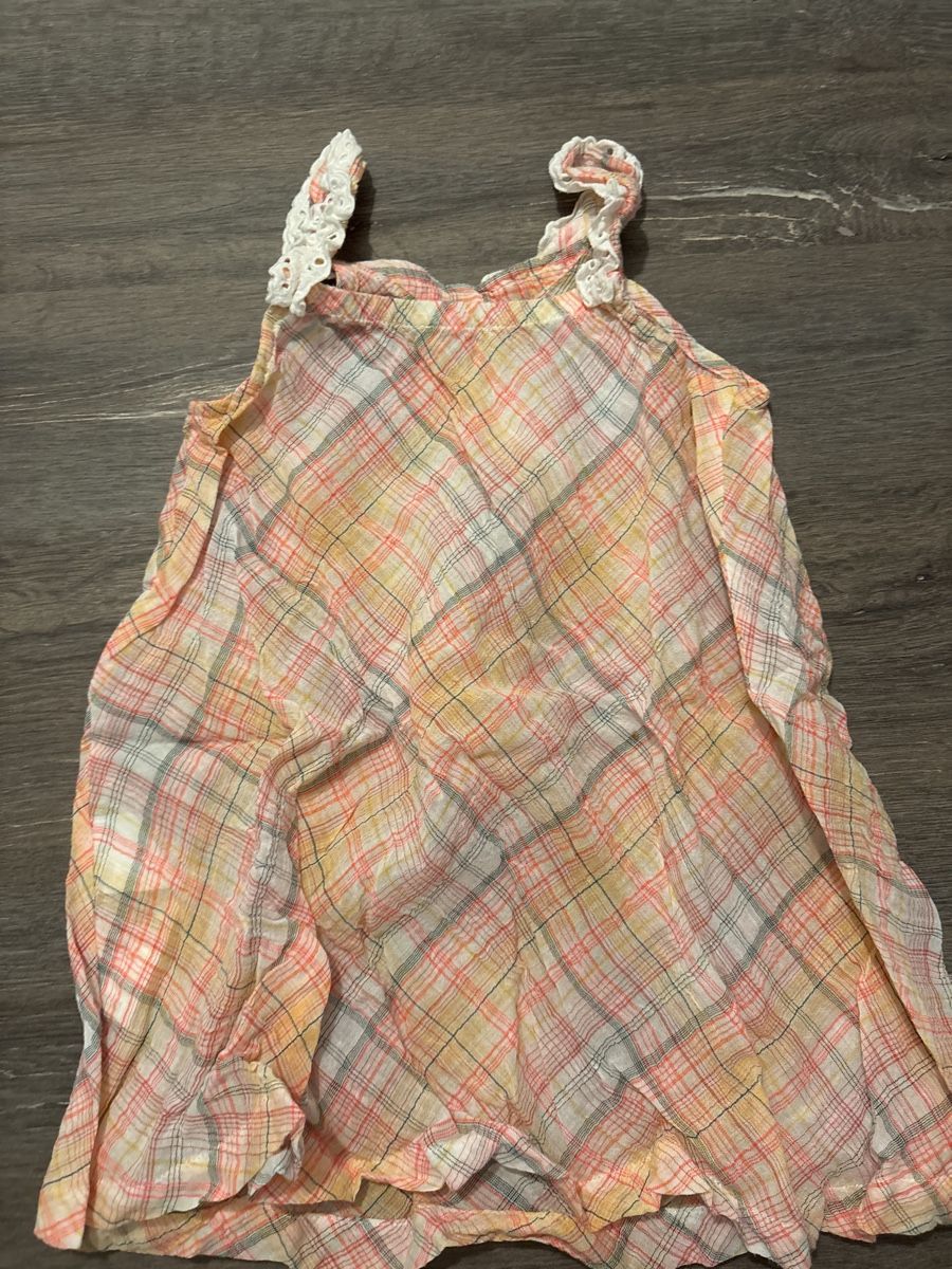 Zara Lotti & Set di vestiti: Sommer Set für Mädchen: Träger Top & Pullover, Grösse 104 – Usato da Steinmaur venduto da VollService 3
