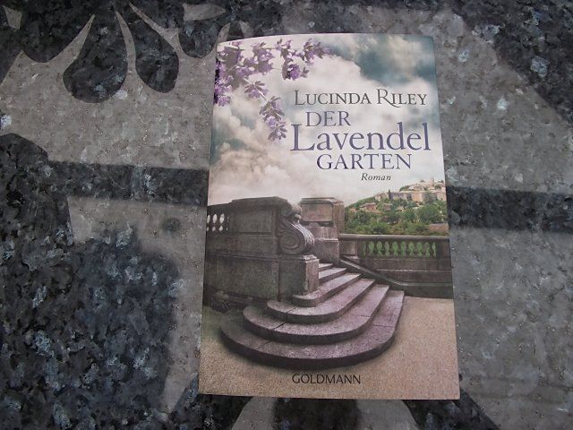 54+ Der Lavendel Garten Von Lucinda Riley, Er ist überrascht als