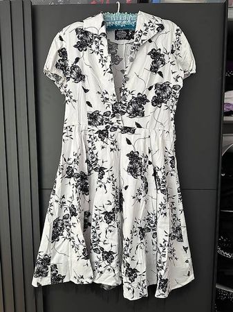 Robe pin-up