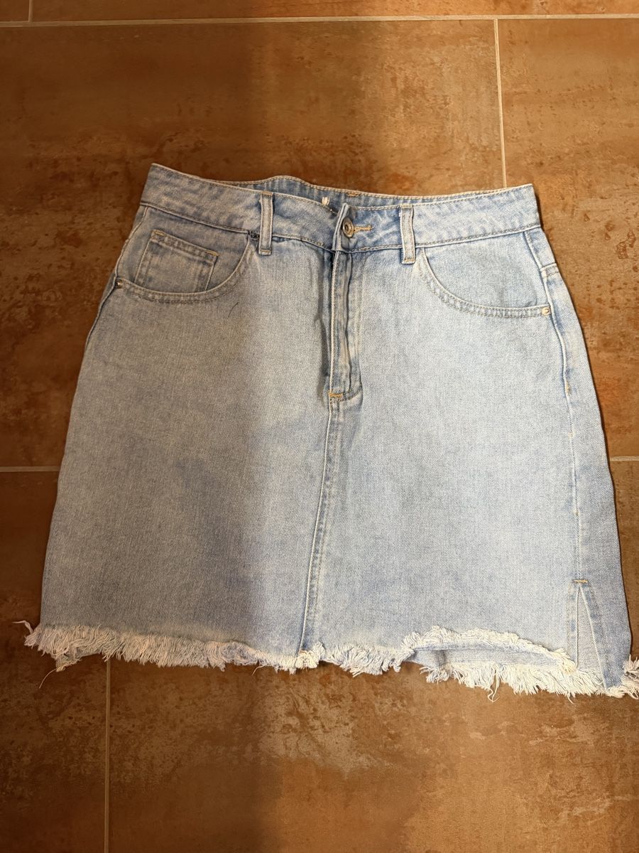 Jupes: Jeanssrock Grösse M – D'occasion à Itingen par roz_l6yc