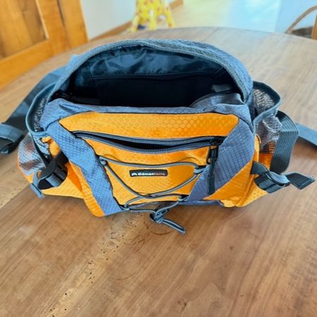 XL Bauchtasche mit Extras, Rucksackersatz,neuwertig