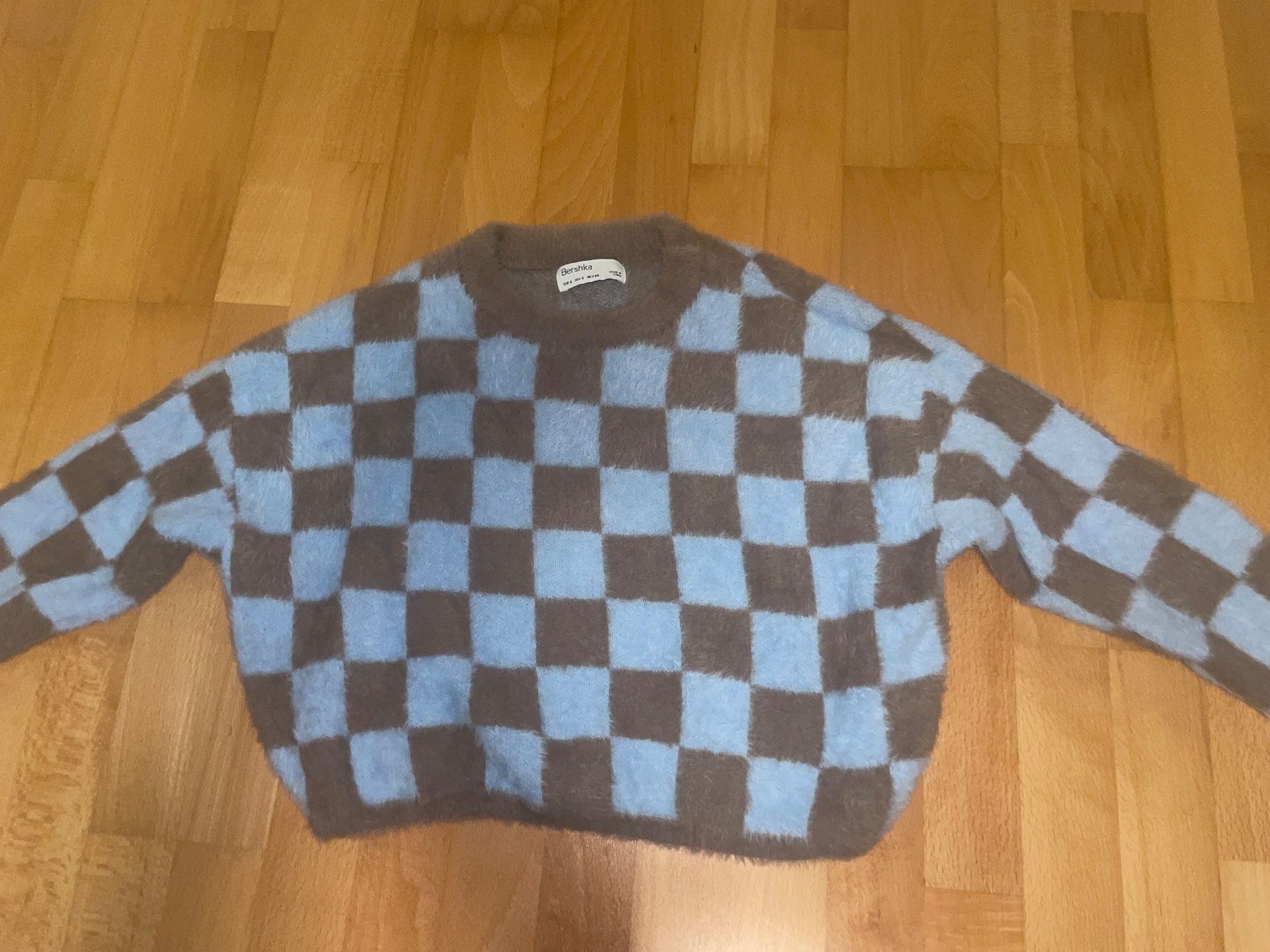 Bershka Maglioni & Felpe: Karieter Pullover – Usato da Oberengstringen venduto da pri_c8jk